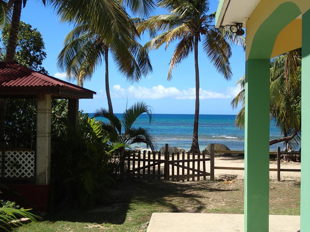 Ababor Suites Guesthouse Vieques Extérieur photo